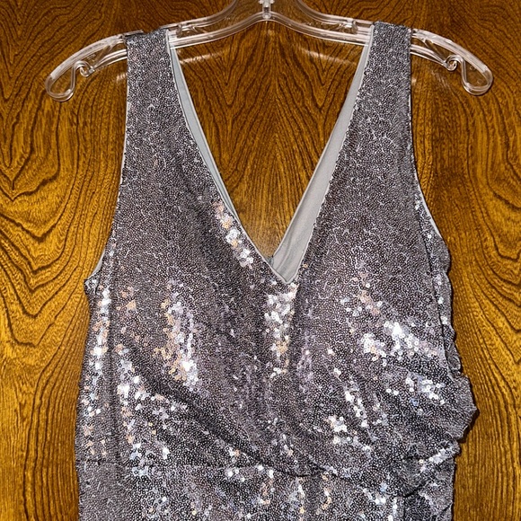 NWT Ever Pretty Elegant V Neck Sequin Evening Dress - Picture 10 of 11